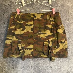 Charlotte Russe Camo Cargo Mini Skirt - Green/Brown XL NWT